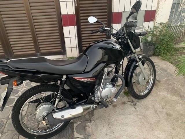 FAN 125 2018 PERFEITAS CONDIÇÕES