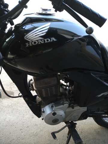 MOTO CG FA 125 2009 PARTIDA ELÉTRICA COM BAÚ