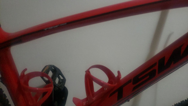 TSW carbon vermelha