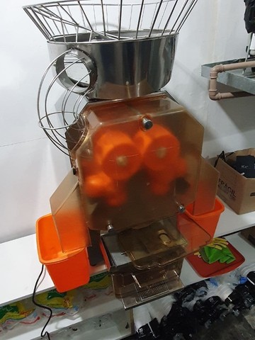 Máquina de espremer laranja - Sucorange 2000A-2