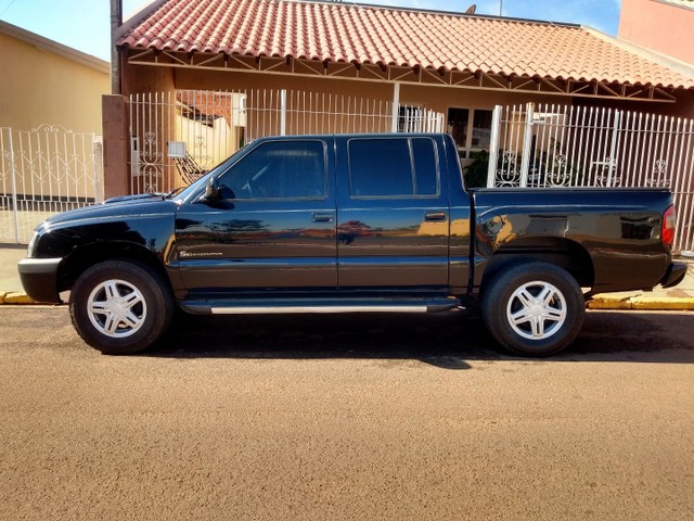S10 EXECUTIVA ANO 2005