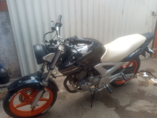 TUWISTER 2008 VENDO OU TROCO COM VOLTA PRA MIM