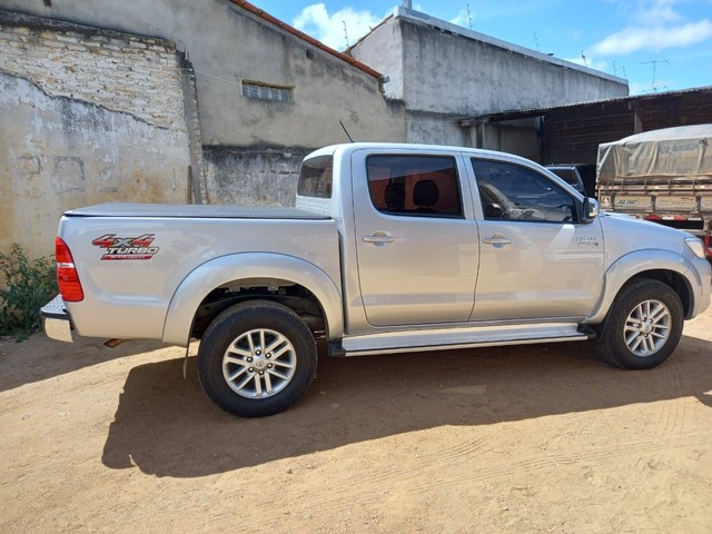 HILUX 2013/2014 SRV DIESEL