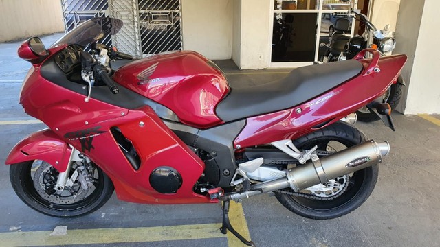 HONDA CBR1100XX SUPER BLACKBIRD