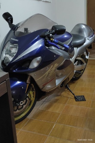 HAYABUSA 1300R REDBULL