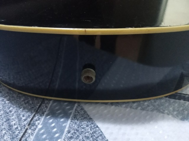 vendo violão preto semi novo eletrico menphis ou troco por teclado. - Foto 3