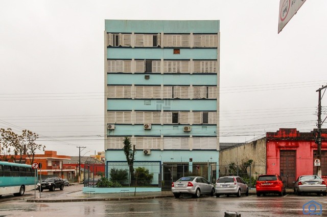 PELOTAS - Apartamento Padrão - Centro