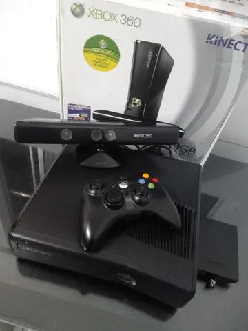 Xbox 360 bloqueado + kinect + 12 jogos + 2 controles em Praia