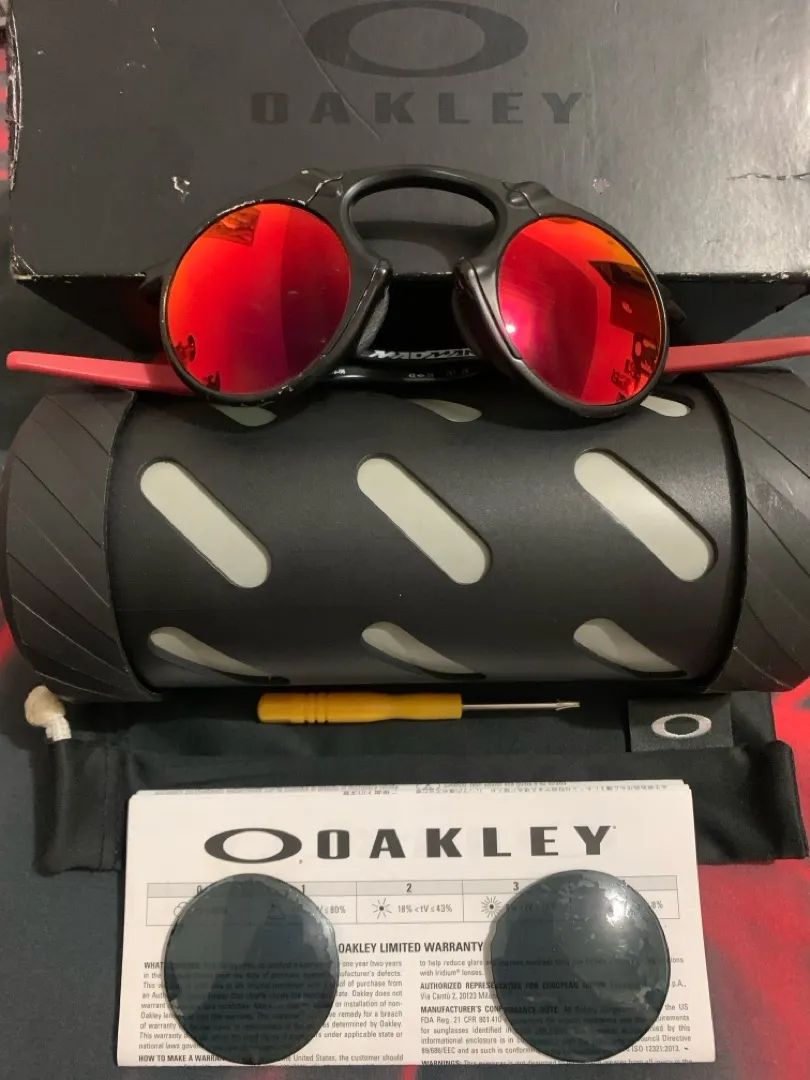 OAKLEY MADMAN xmetal