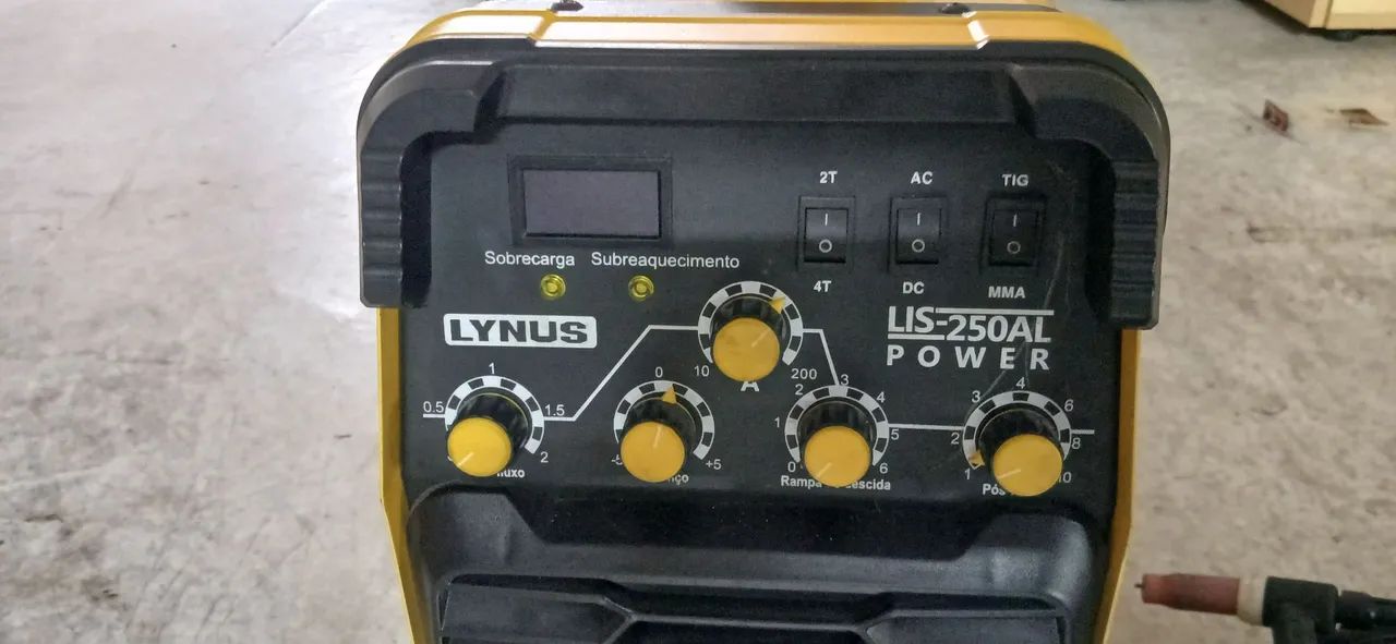 Solda Inversora Lynus LIS-250AL Power