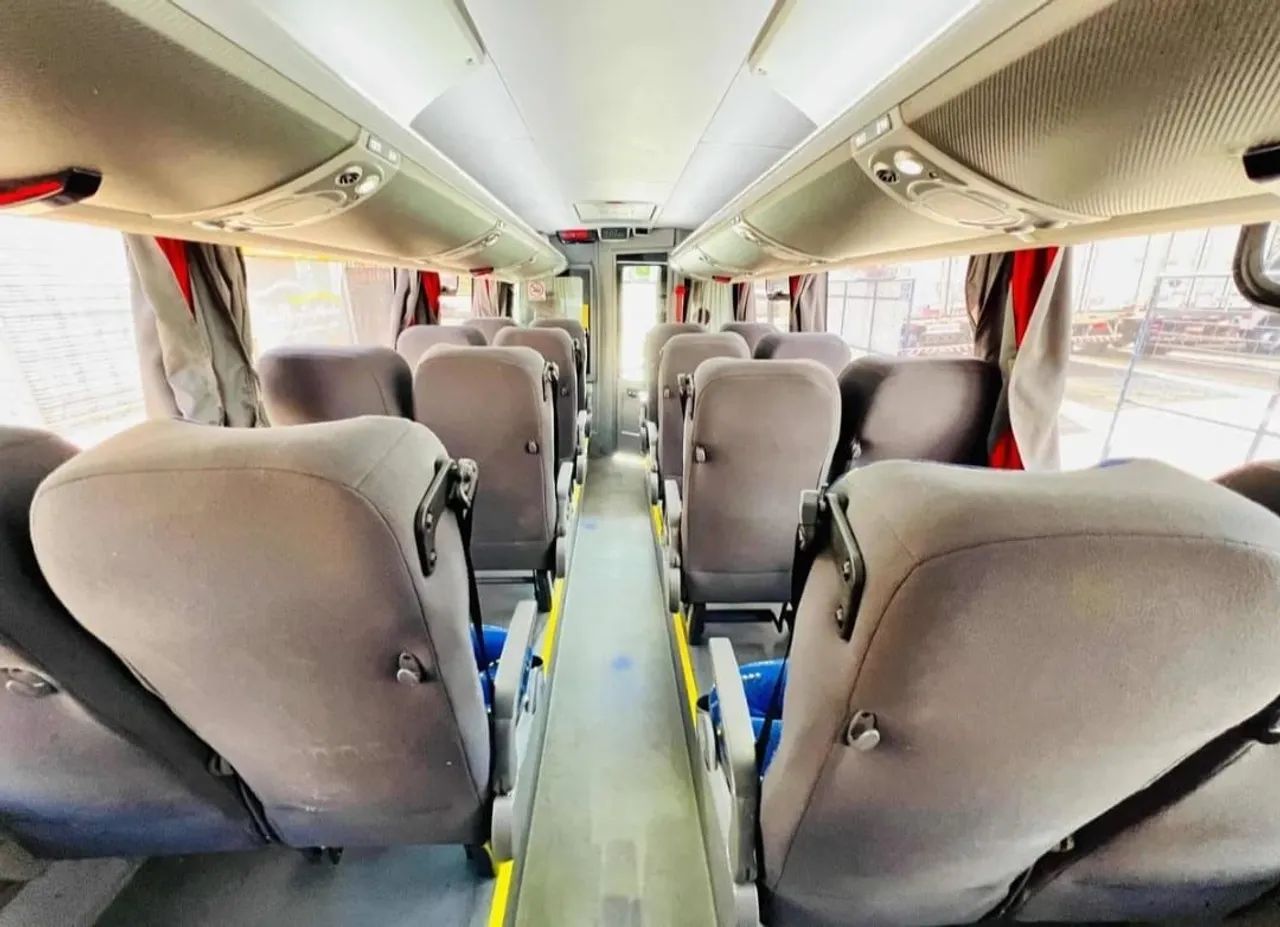Microônibus MercedesBenz Marcopolo Senior - Foto 11