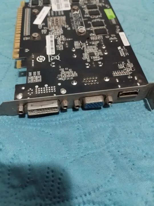Placa de Vídeo Point of View GeForce GT 630 (usado) - Foto 3