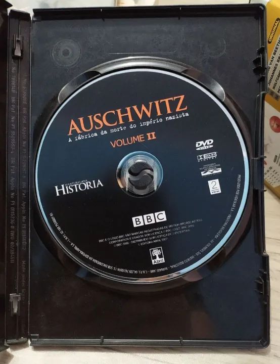 DVD Auschwitz - A Fábrica da Morte - Volume 2 - Foto 2
