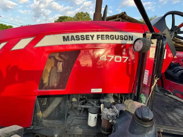 Trator Massey Ferguson 4707 - 2019 - 5.513h - Impecável - R$ 168.000,00 - Foto 7