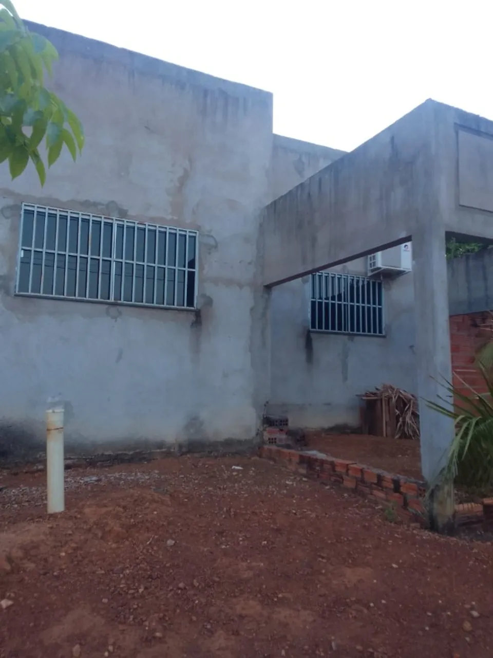 VENDA DE CASA EM LUZIMANGUES
