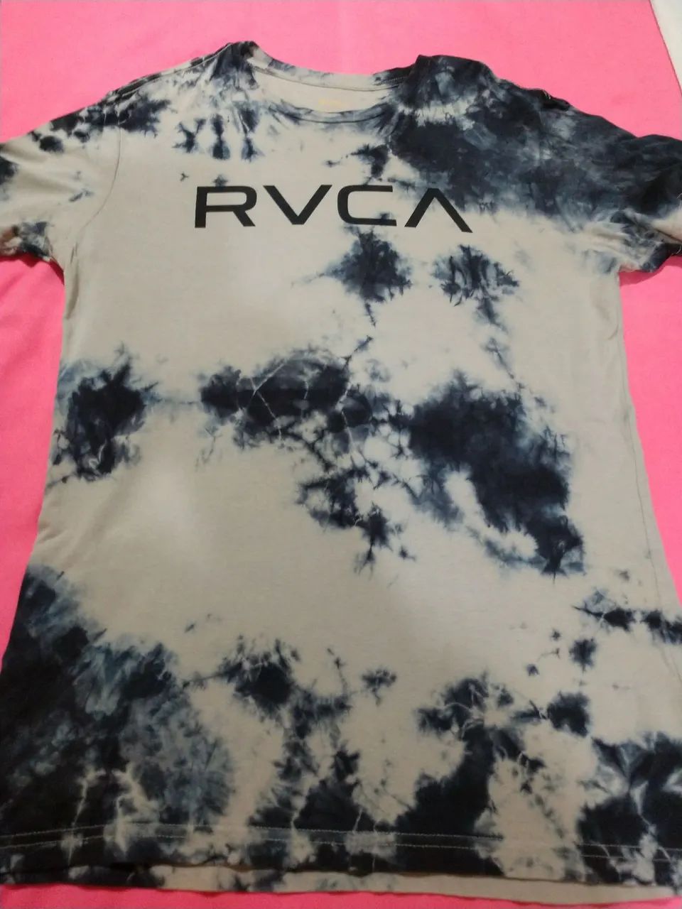 Camiseta Rvca Tie Dye tamanho m<br>