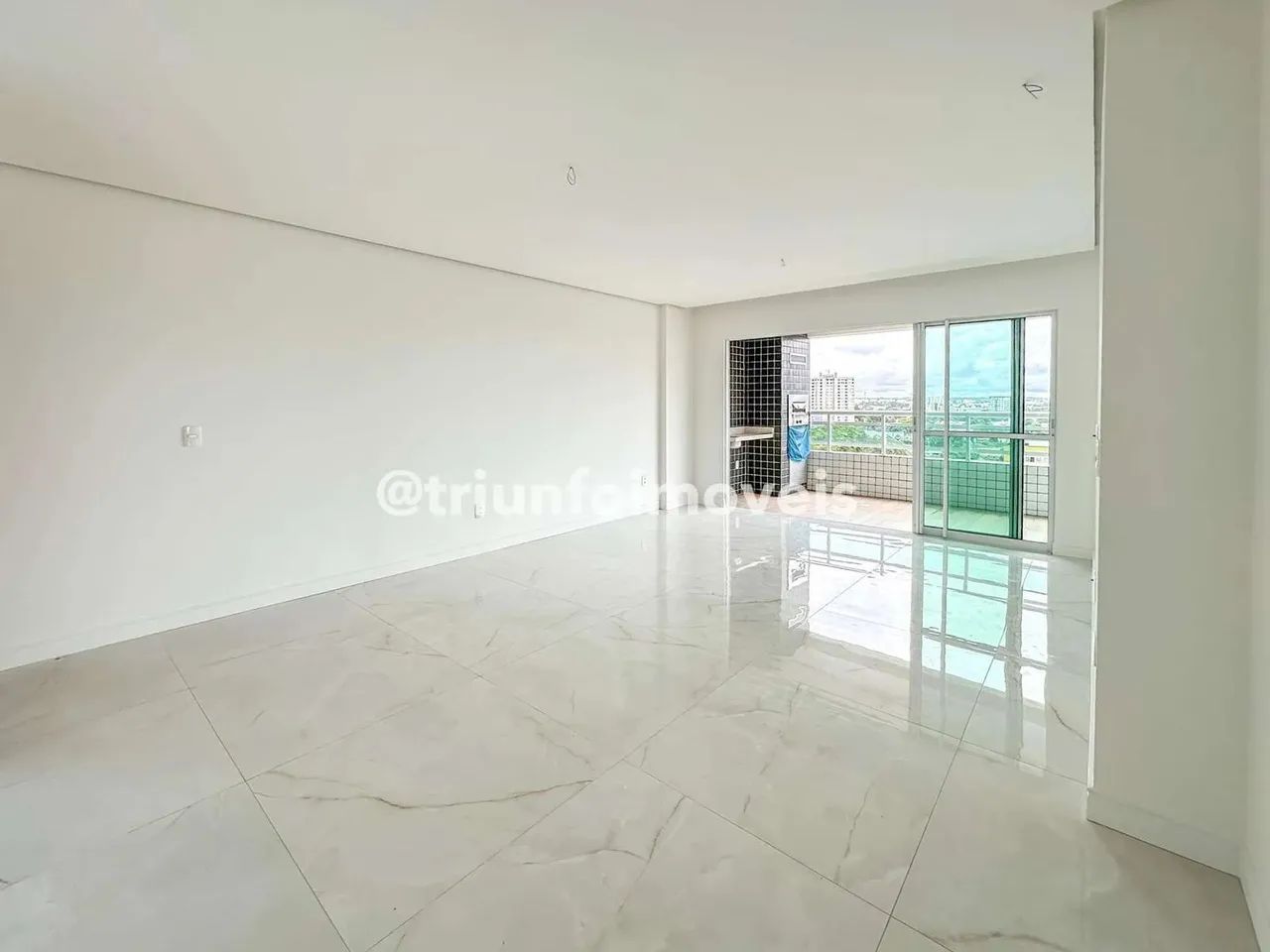 Apartamento a venda no São Cristovão com 3 Suítes TR214477 THE -GMD2KQ - Foto 2
