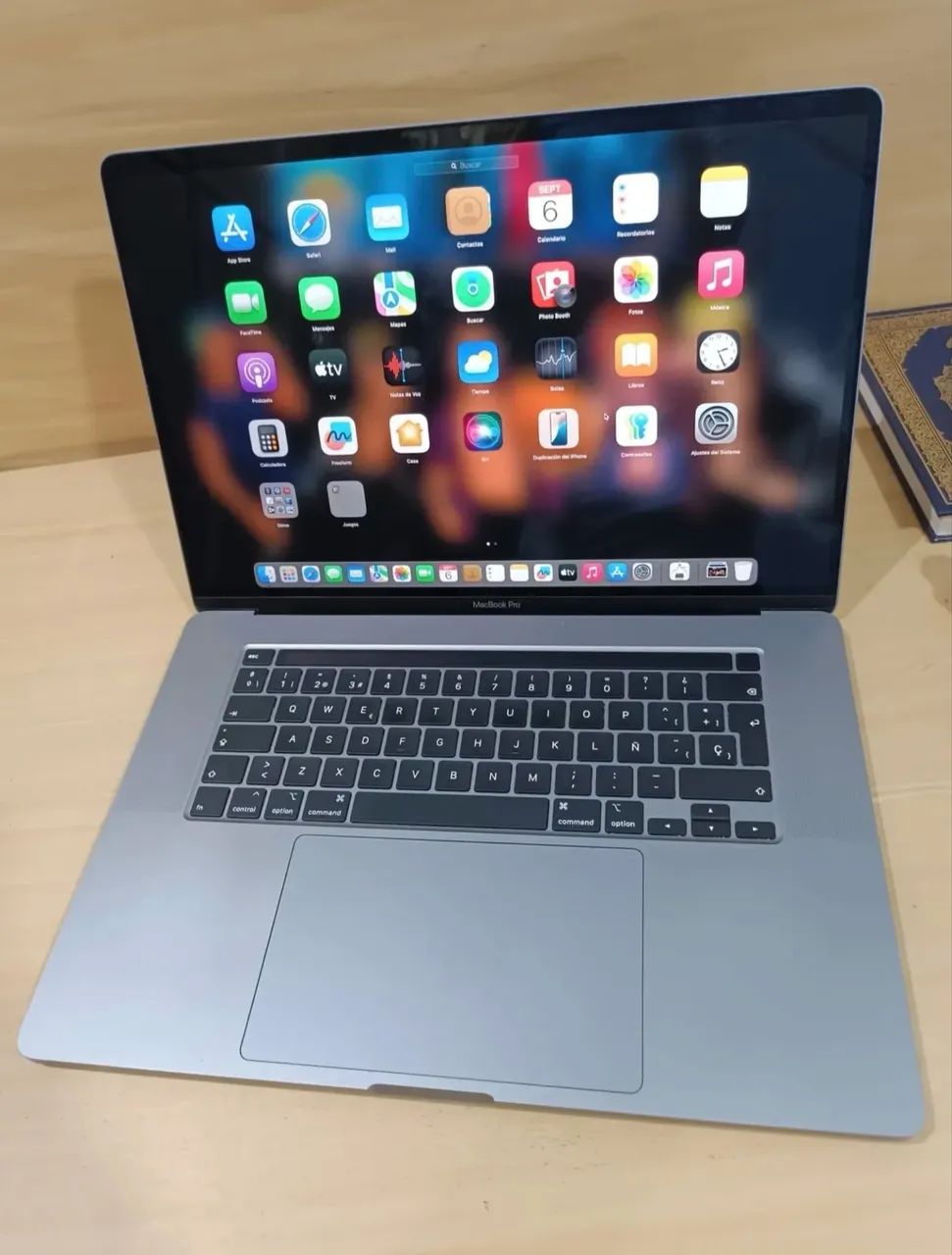 MacBook Pro 15インチ 2018 Core i9/32GB/1TB MacBook Pro 15? inch. i9 | 32GB | 1TB SSD - Notebooks