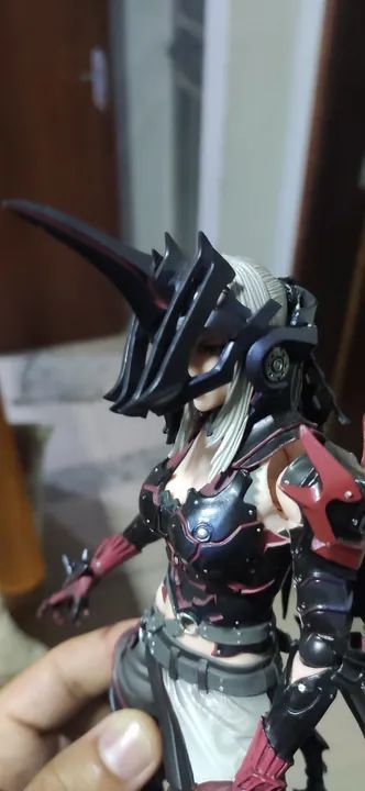 Play Arts Kai Aranea Highwind