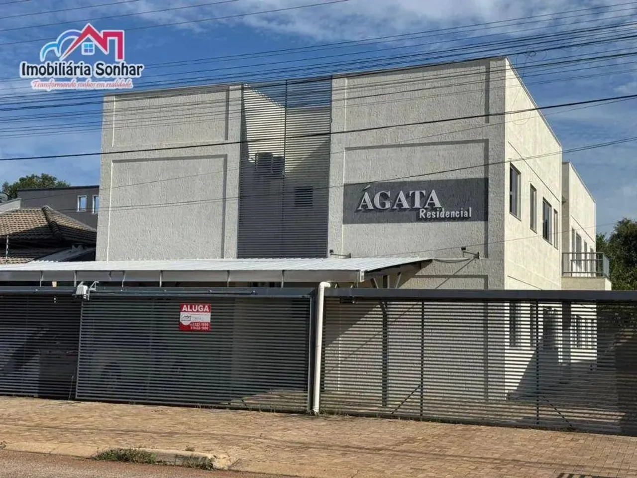 Apartamento com 2 dormitórios para alugar, 57 m² por R$ 2.100,00/mês - 205 Sul (Arso 22) -