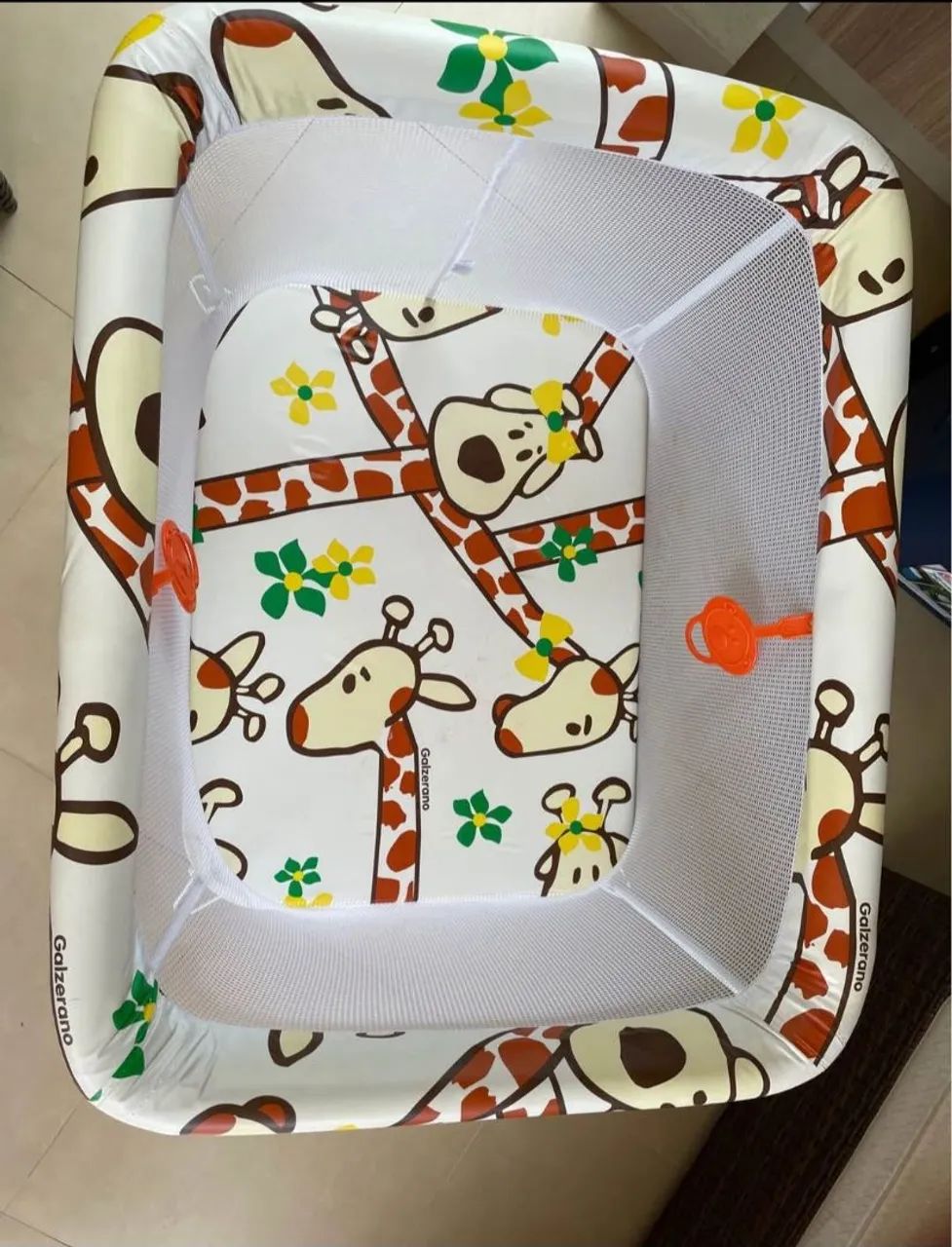 Vendo cercadinho pra bebê 