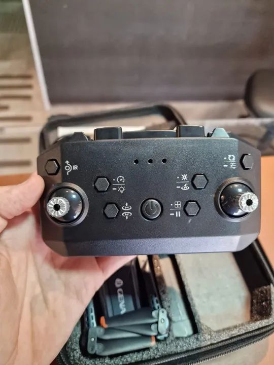 Drone E88 2 baterias (Anápolis) - Foto 2