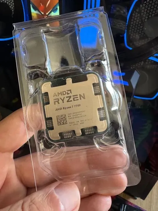 Processador NOVO Ryzen 7 7700 OEM (Somente no Blister) Sem Caixa, Sem Cooler