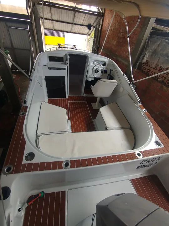 Lancha 22 pes cabinada  - Foto 7