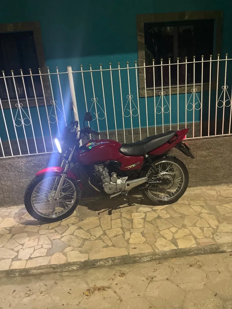 Vendo titan 125 es
