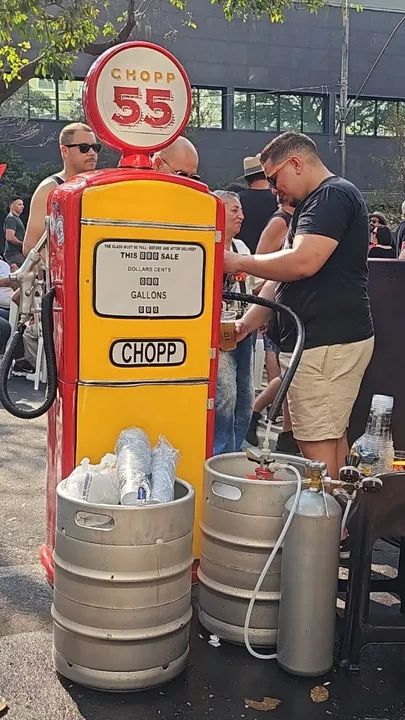 Aluguel chopeira bomba de gasolina e serviço de delivery de chopp