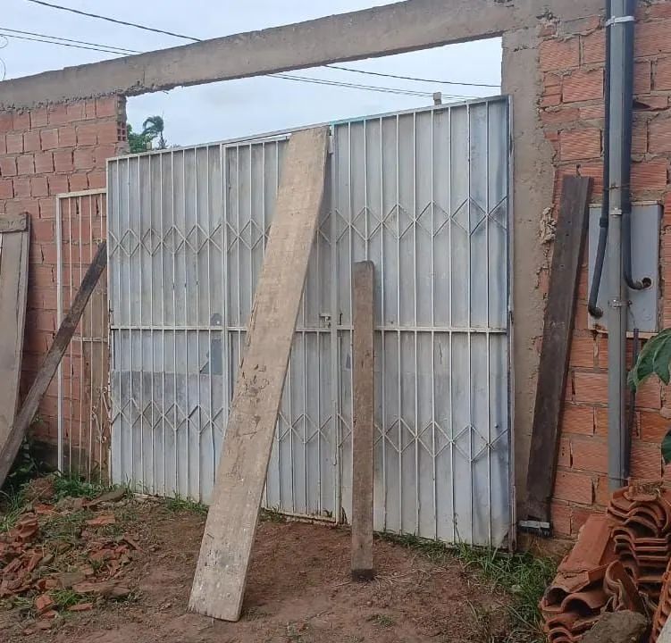 Portao de ferro grande
