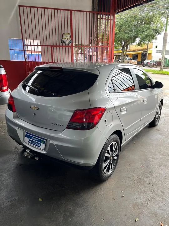Onix ltz 1.4 2014 82 mil kms  - Foto 4