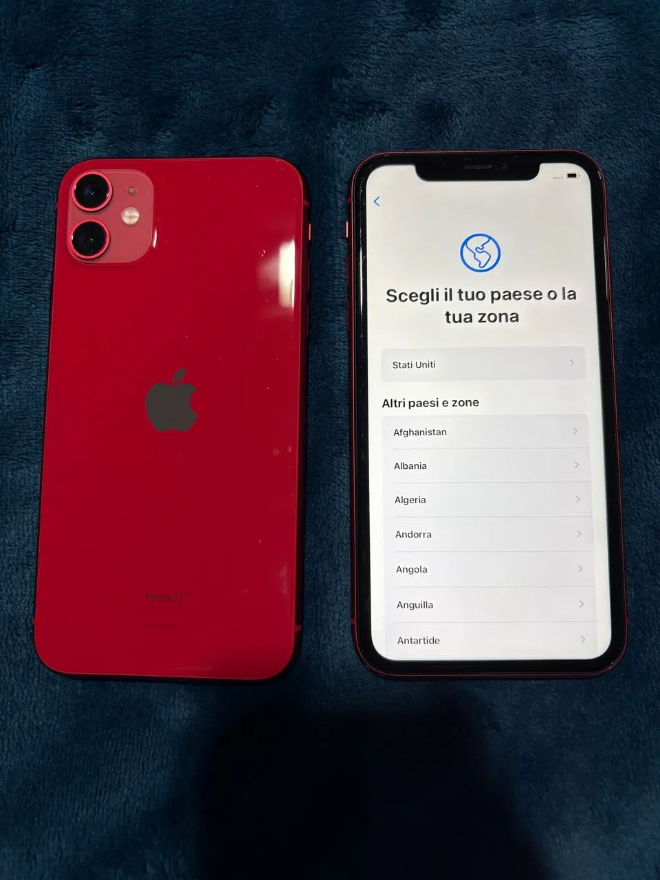 iPhone 11 Red 128g + IPhone 11 Red 64g - Celulares e Smartphones