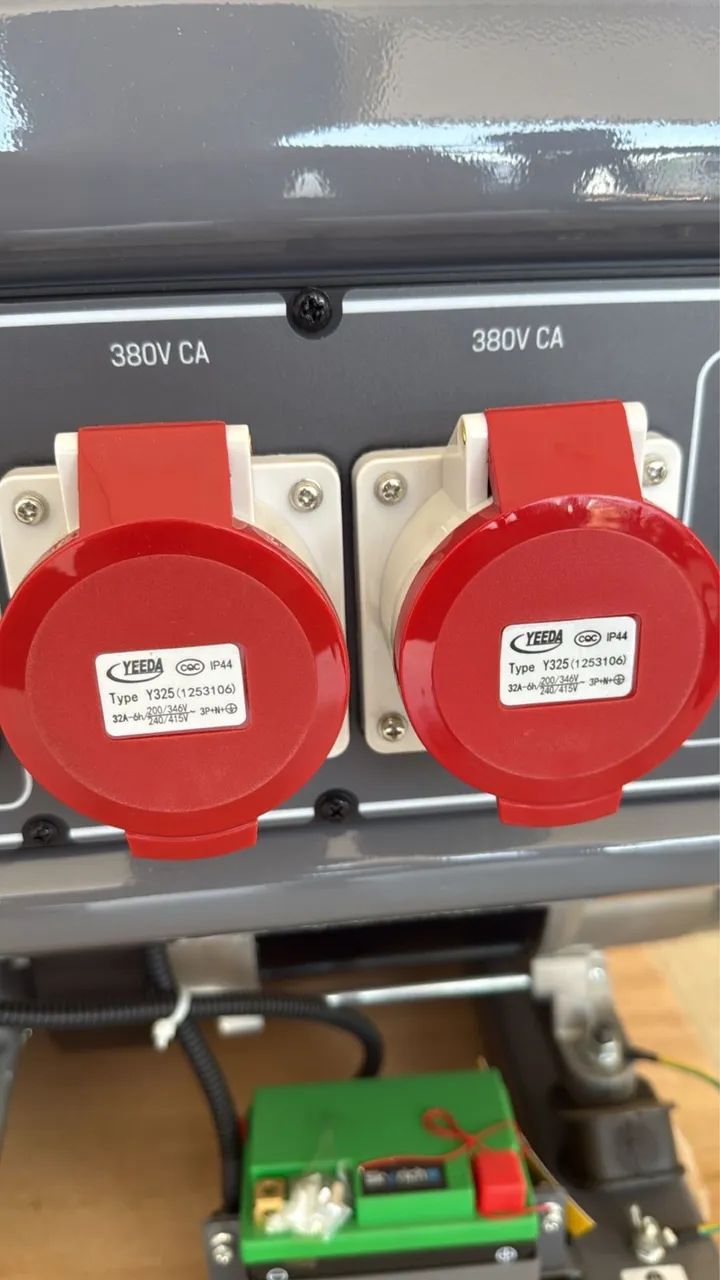 Gerador trifásico Branco Novo  - Foto 2