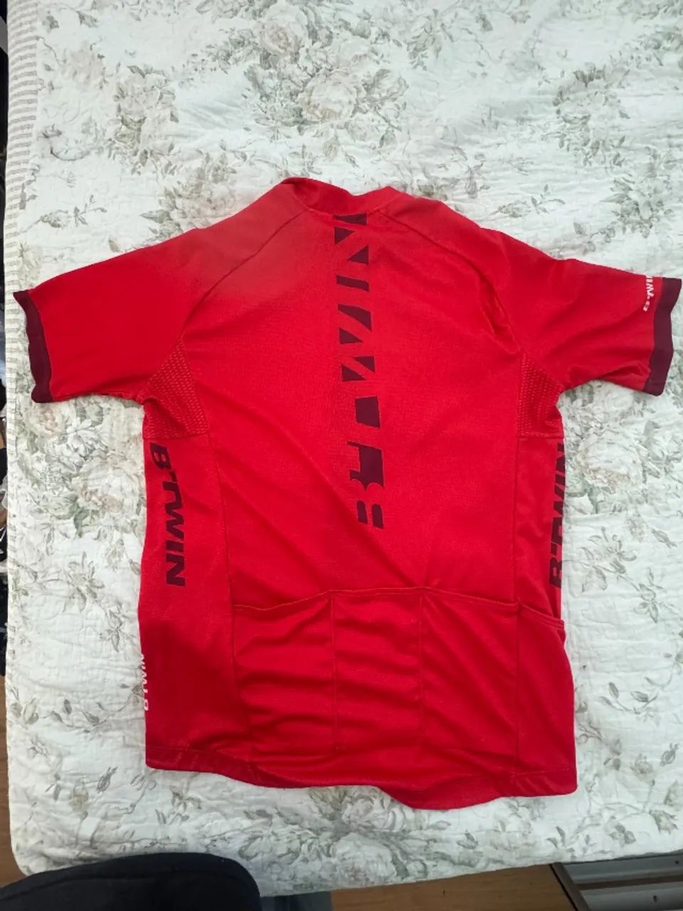 blusa seminova para ciclista, em excelente condições de uso - Foto 2