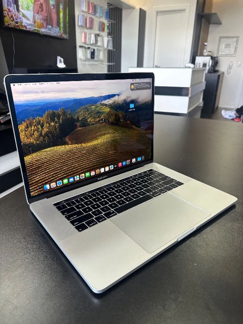 MACBOOK PRO MODELO 2018 - Notebooks - Parque Bela Vista