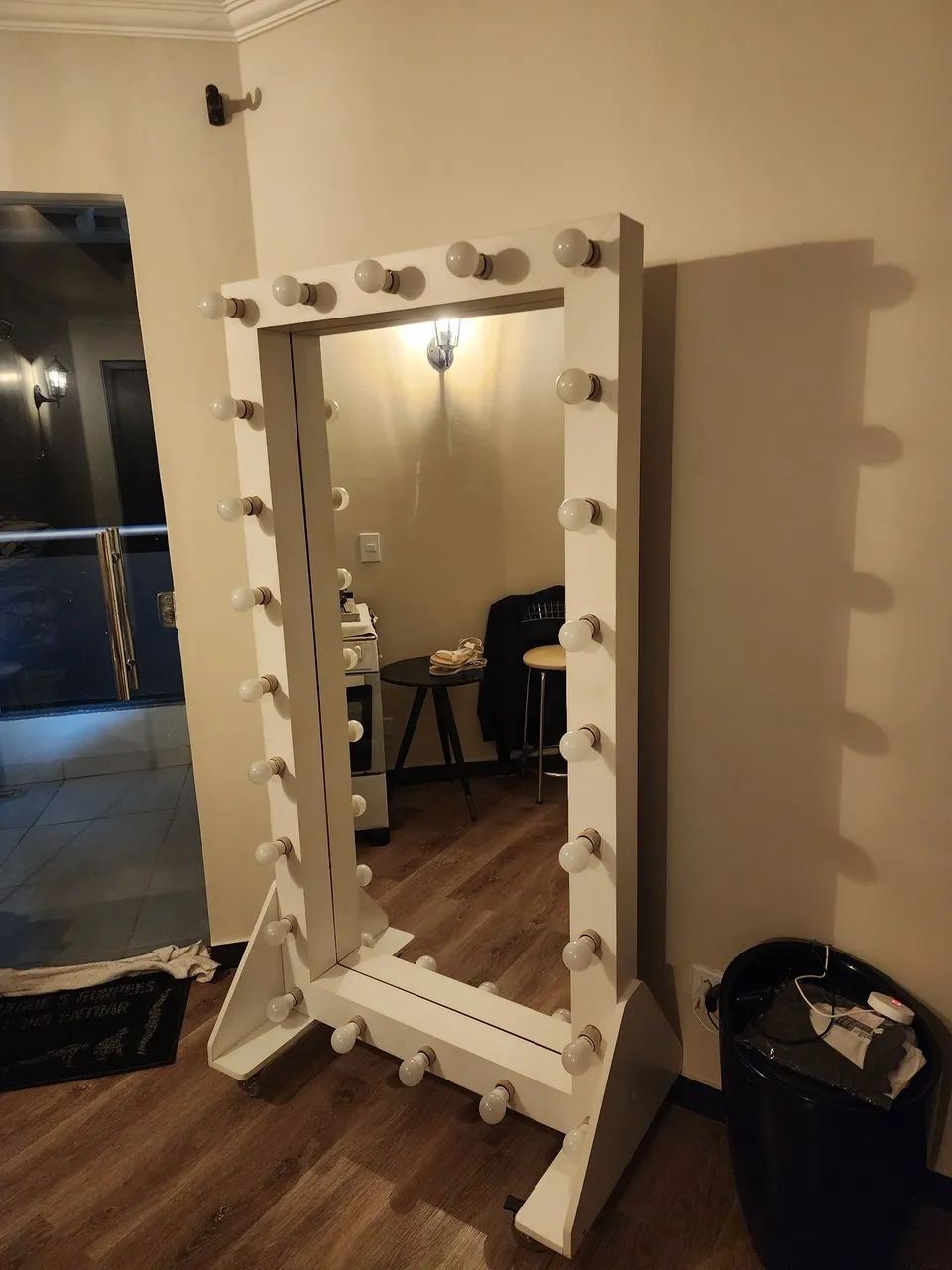 Espelho Camarim com Lâmpadas - Iluminação Profissional