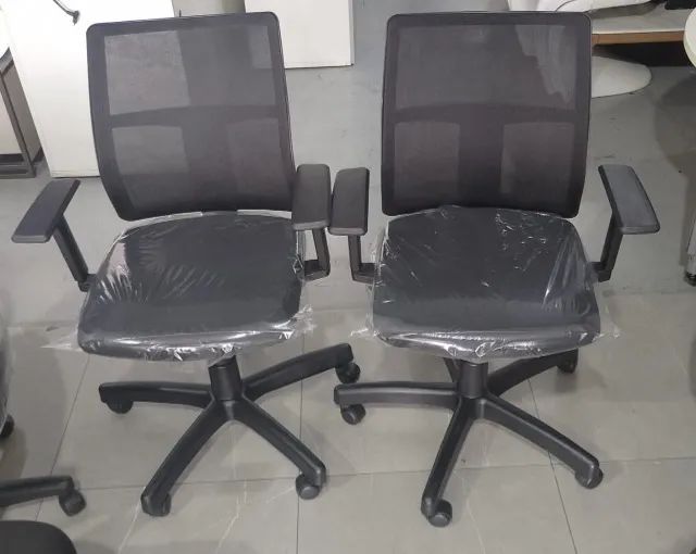 Cadeira de Escritório Frisokar Modelo Diretor - Foto 3
