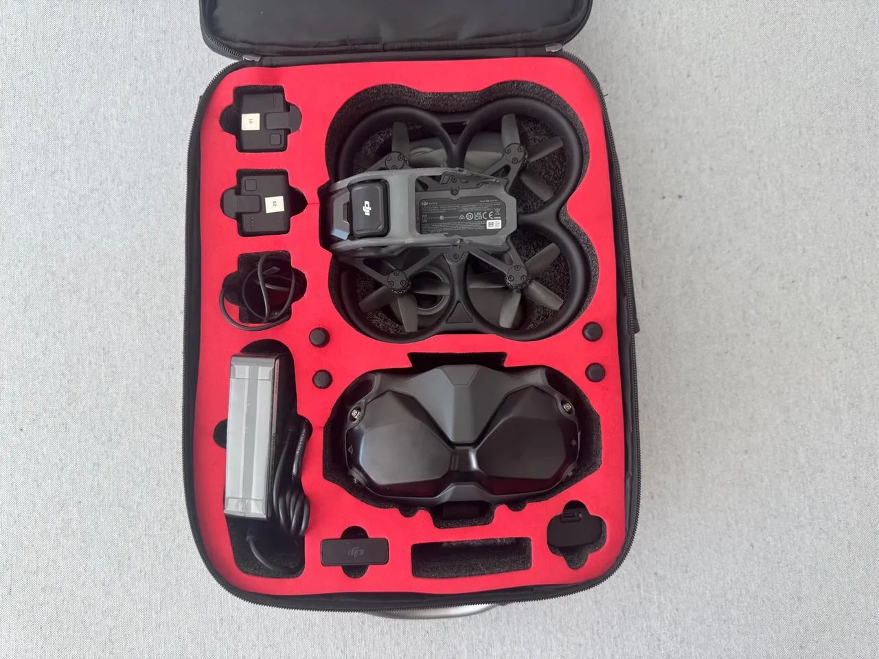 Drone DJI Avata Explorer Combo FPV Controller 2 - Foto 4
