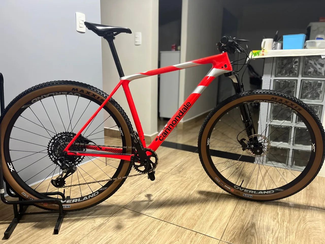Bicicleta Cannondale fsi 3 carbono aro 29  - Foto 3