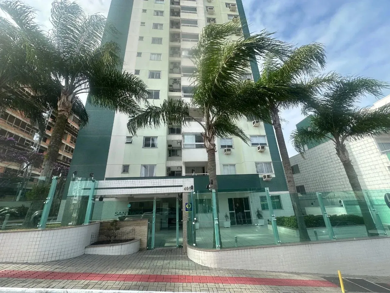 Apartamento Reformado em São José - Vista para o Mar