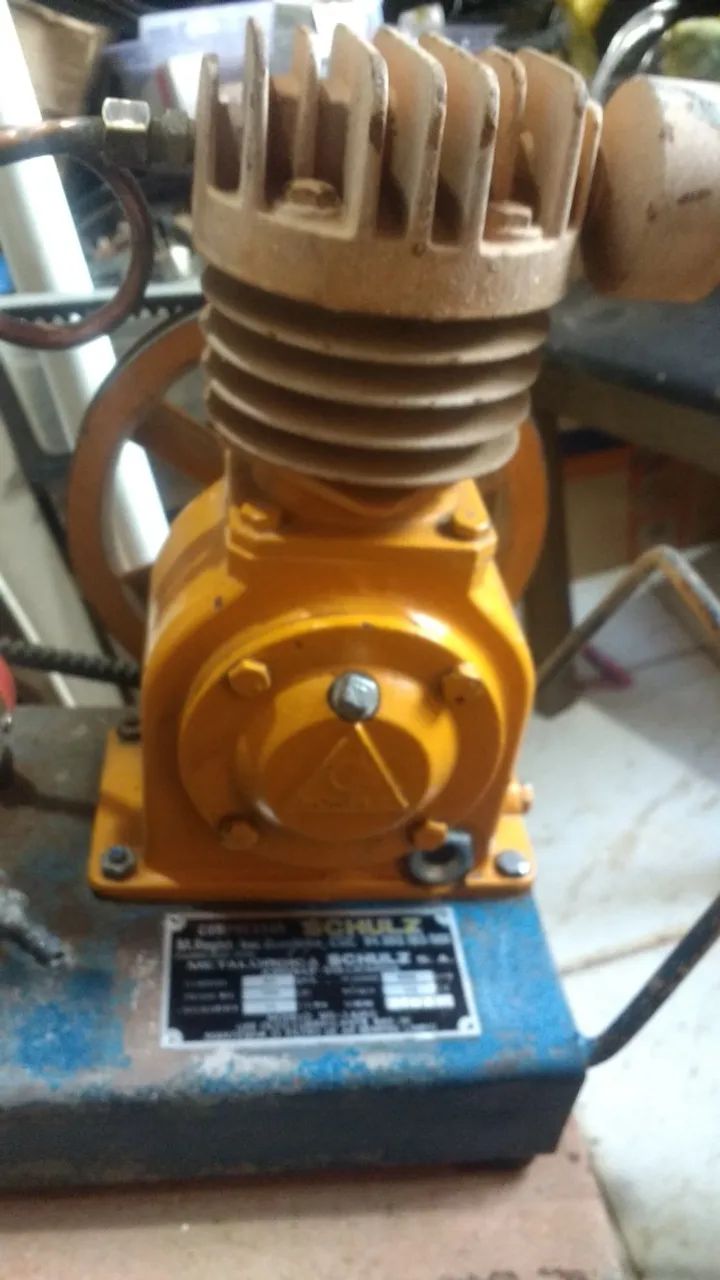 Compressor de Ar direto Sobre Base 1/2HP 2,6 Pés 120 Libras  - Foto 3