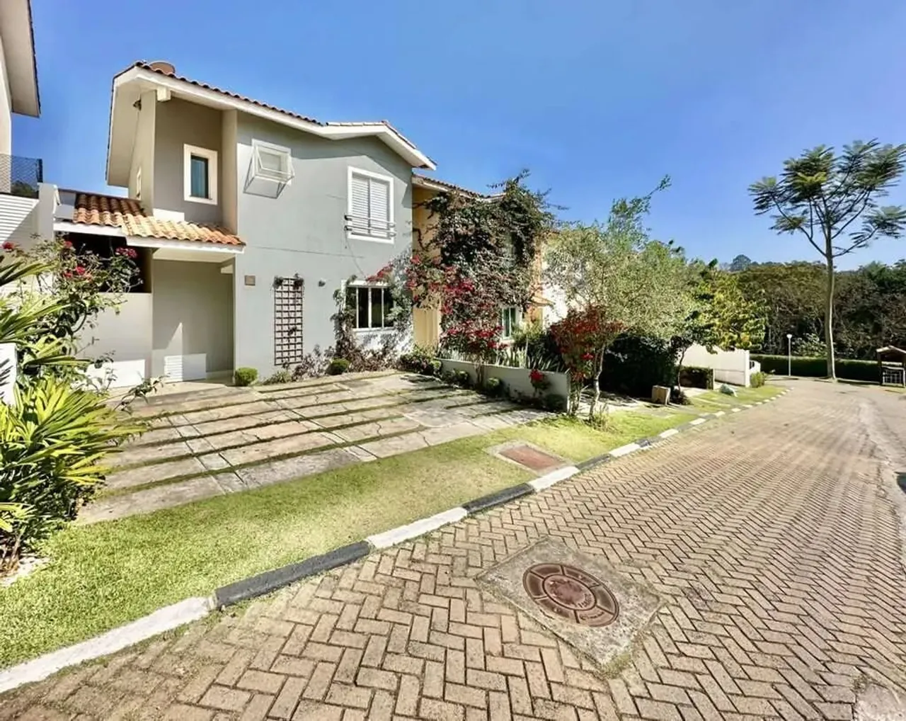 Casa à venda Condomínio Bosque San Paolo na Granja Viana