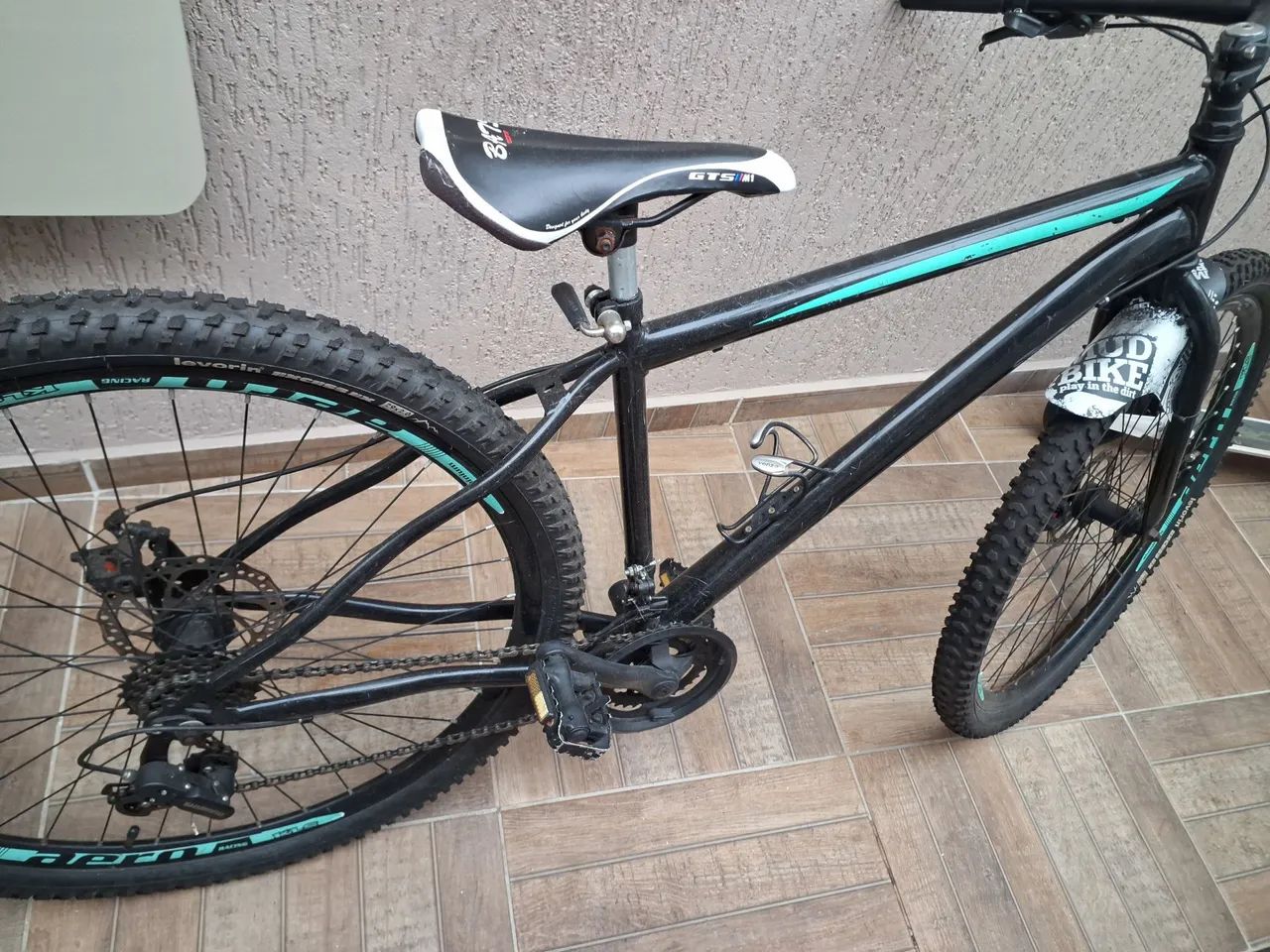 Bicicleta Aro 29 - Perfeita para Trilhas e Passeios