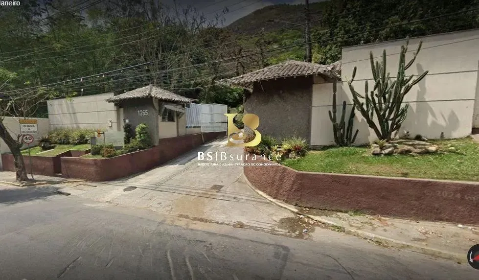 BS IMOBILIARIA VENDE terreno 800m² Condomínio Vila Floresta no Badu com segurança e muito