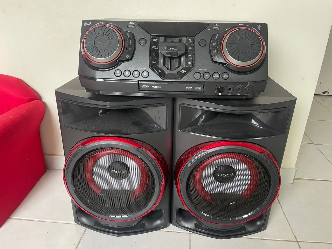 Mini System LG Xboom CL87 bluetooth 2350W RMS de potência - 127/220V