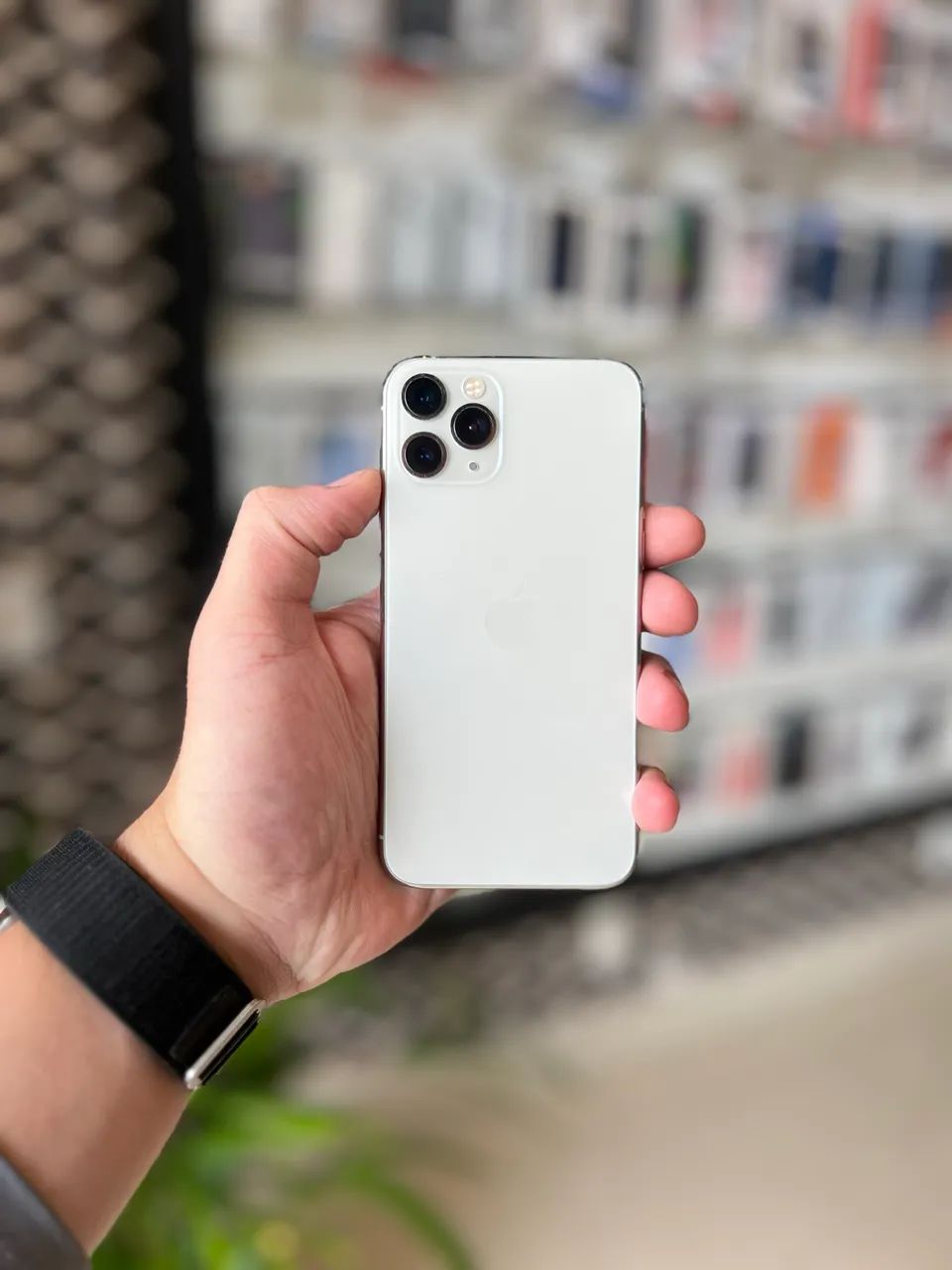 iPhone 11 Pro - 256GB - Branco - Celulares e Smartphones - Setor