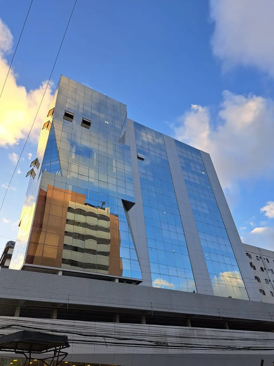 Alug sala comercial na Deputado José Lages Ponta Verde