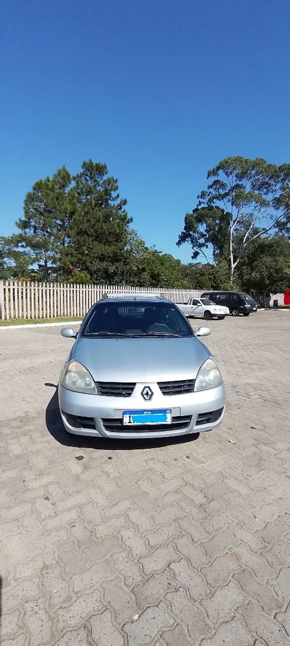 Renault Clio sedan 1.0 16v Authentique 2006
