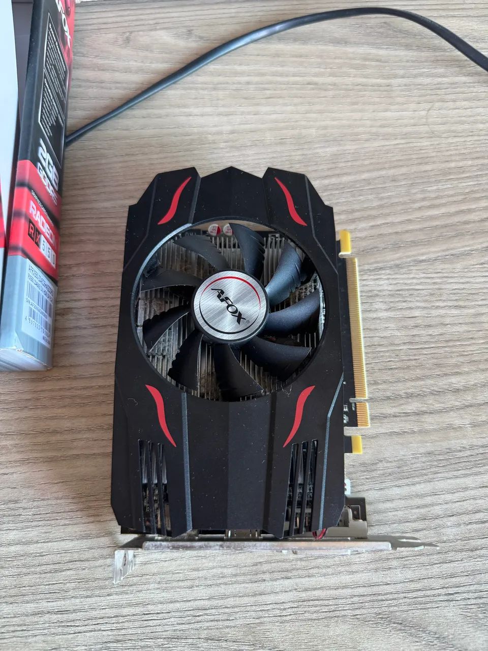 Vendo placa de vídeo para pc . Modelo RX550 , 2gb GDDR5 - Foto 2